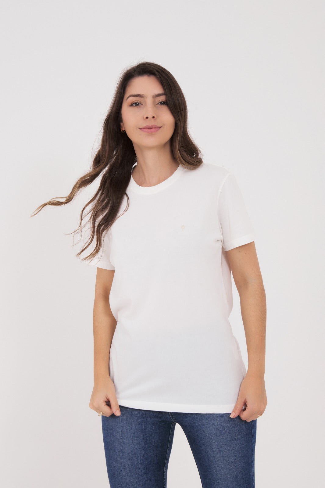 Camiseta Básica Feminina - Essential Tech